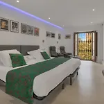 Nuevo Hotel